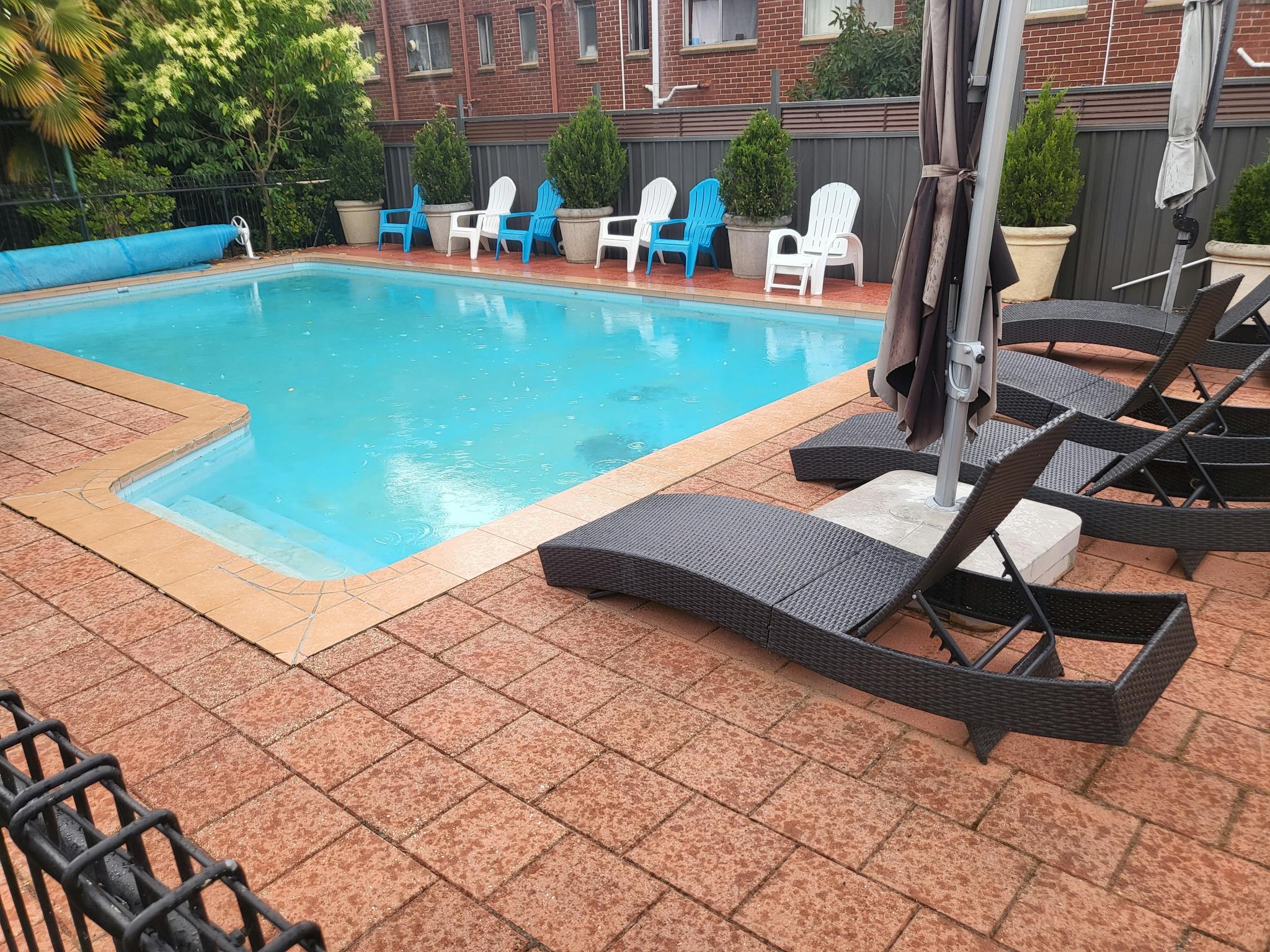 Swimming pool at Country Plaza Queanbeyan